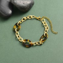 pulsera de acero con cadena gruesa color dorado 18k para chica