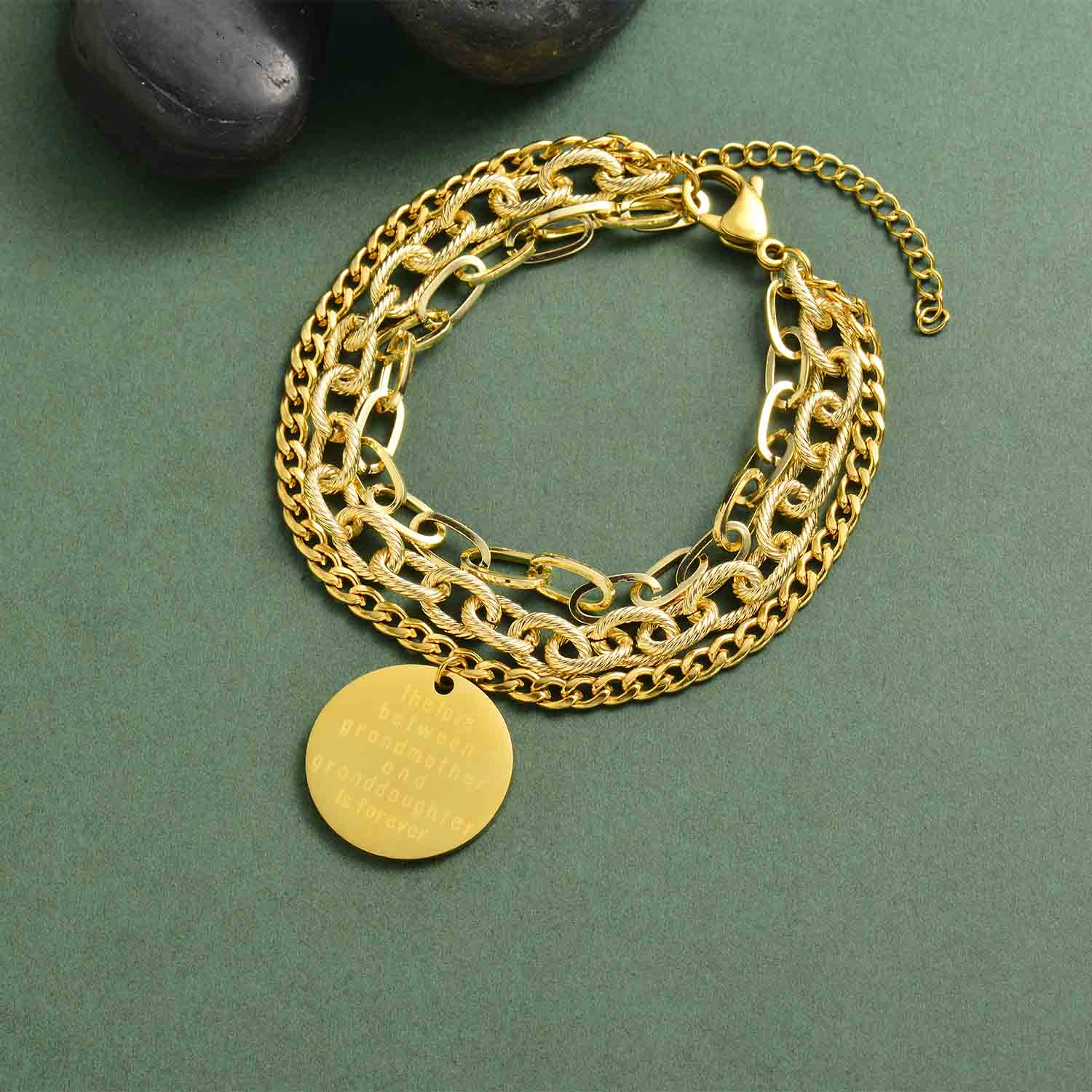 pulsera en doble cadena estilo en moda para mujer color dorado