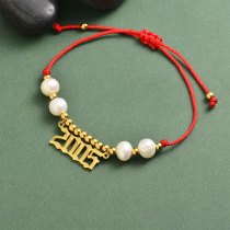 pulsera de hilo rojo con perla para mujer con numeral de 2005