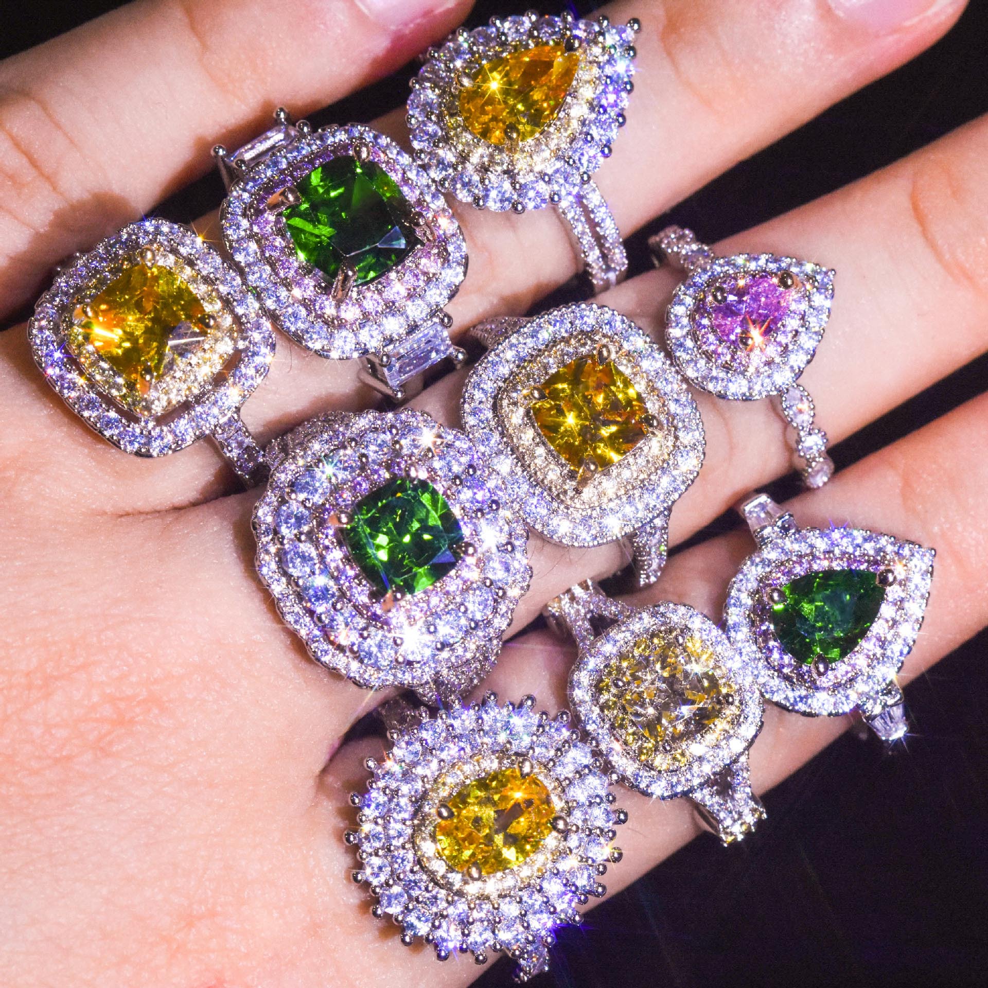 anillo de compromiso de pt950 esmeralda citrino para mujer