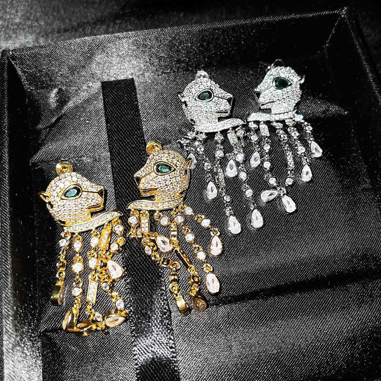 aretes bonitos de leopardo de diamantes para mujer