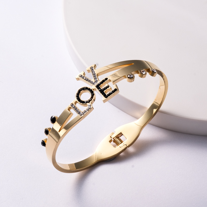 brazalete love dorado de moda  para mujer