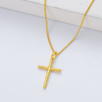 collar de cruz en plata 925 color dorado para mujer o hombre
