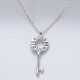 collar de moda en plata 925 con dije de llave