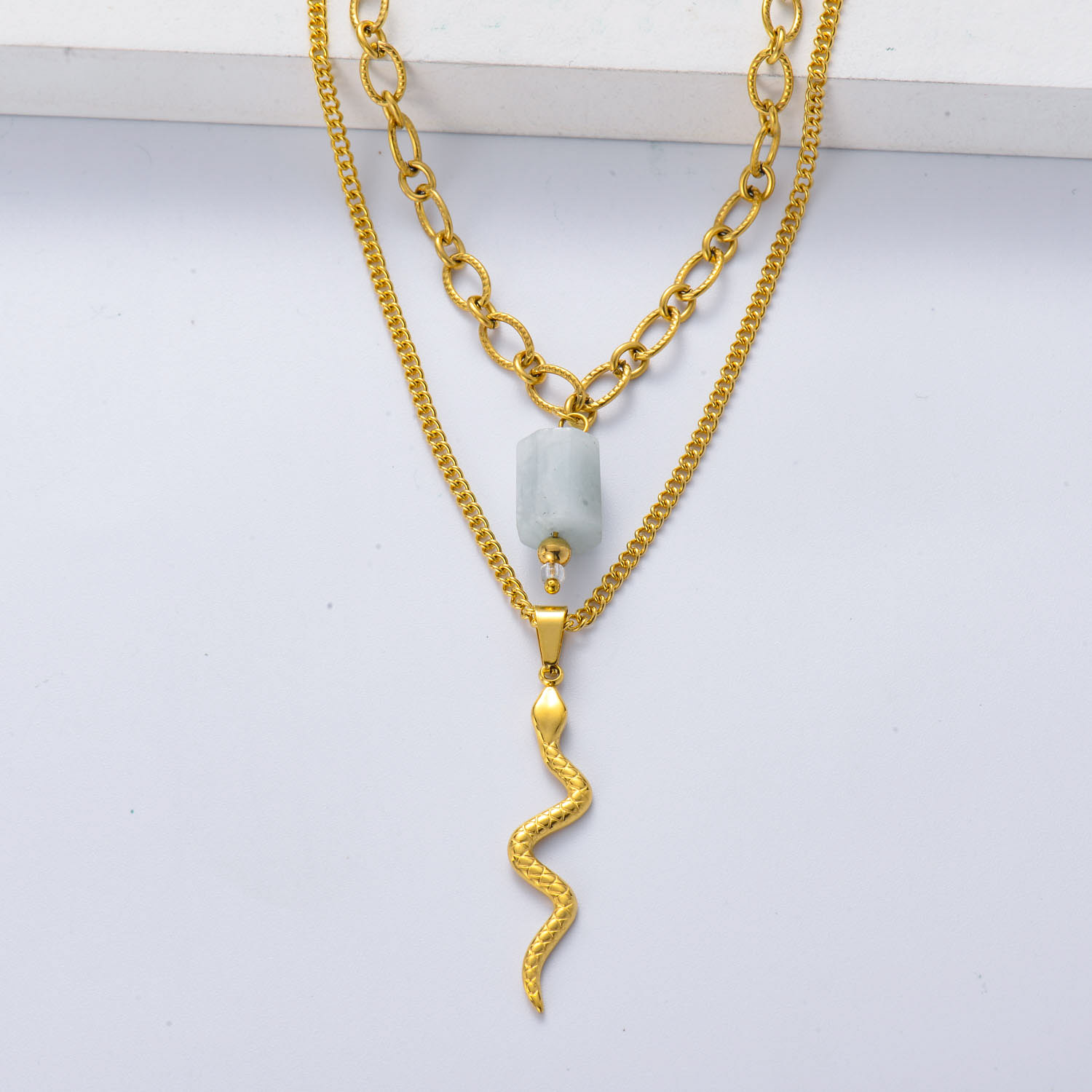 collar de serpiente acero color dorado doble cadena con piedra natural semi precious aguamarina estilo en moda para mujer