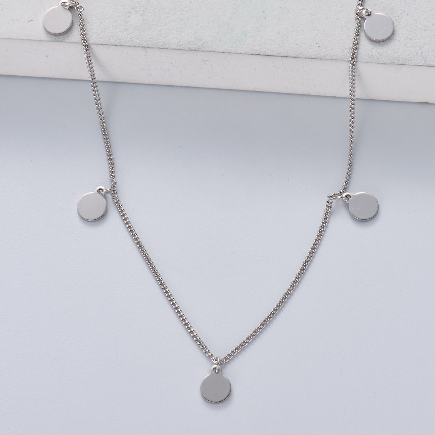 collar estilo en moda plata 925 color silver para mujer con charm redondas