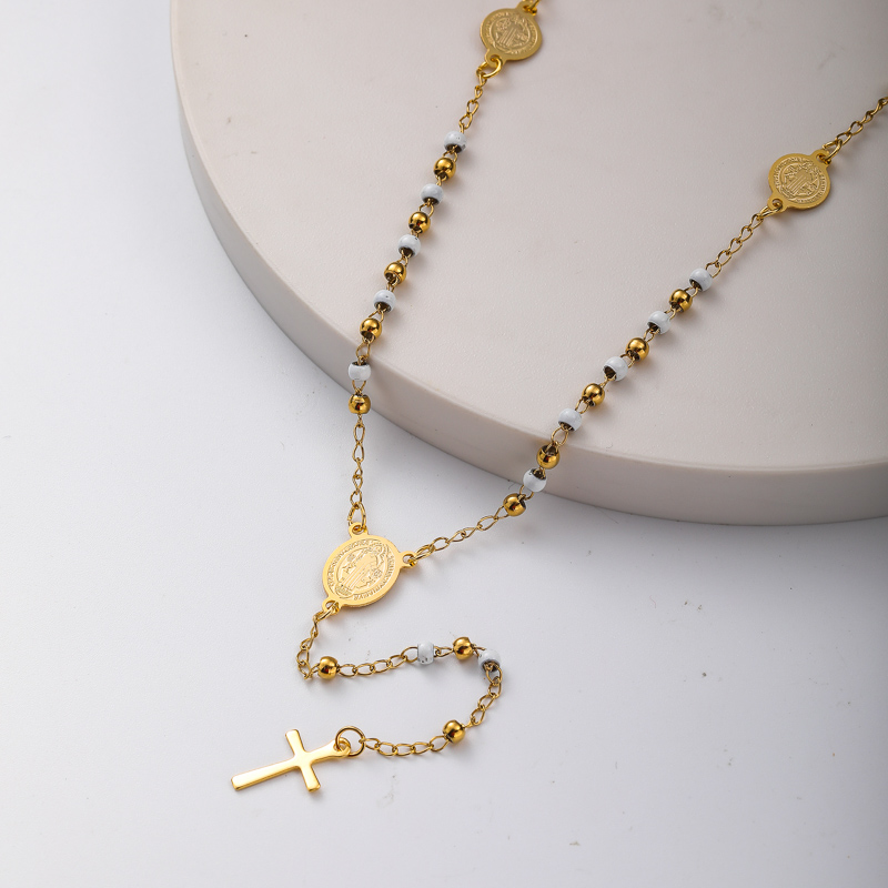 collar de moda de rosario con bolitas blanca y doradas acero inoxidable para mujer