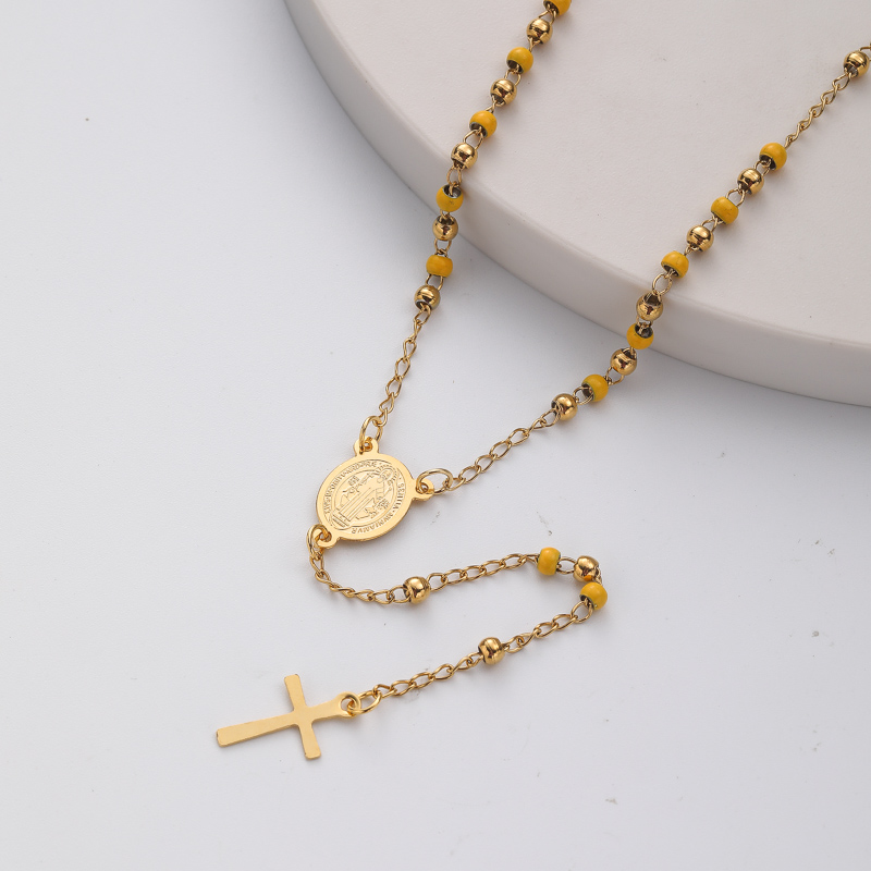 collar aesthetic de rosario con bolitas amarillo y colgante de cruz acero inoxidable para mujer