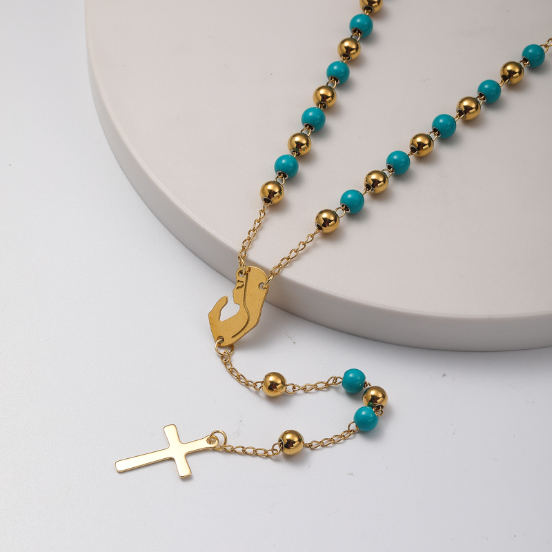 collar aesthetic de rosario con dijes de maria y colgante cruz y bolita azul acero inoxidable
