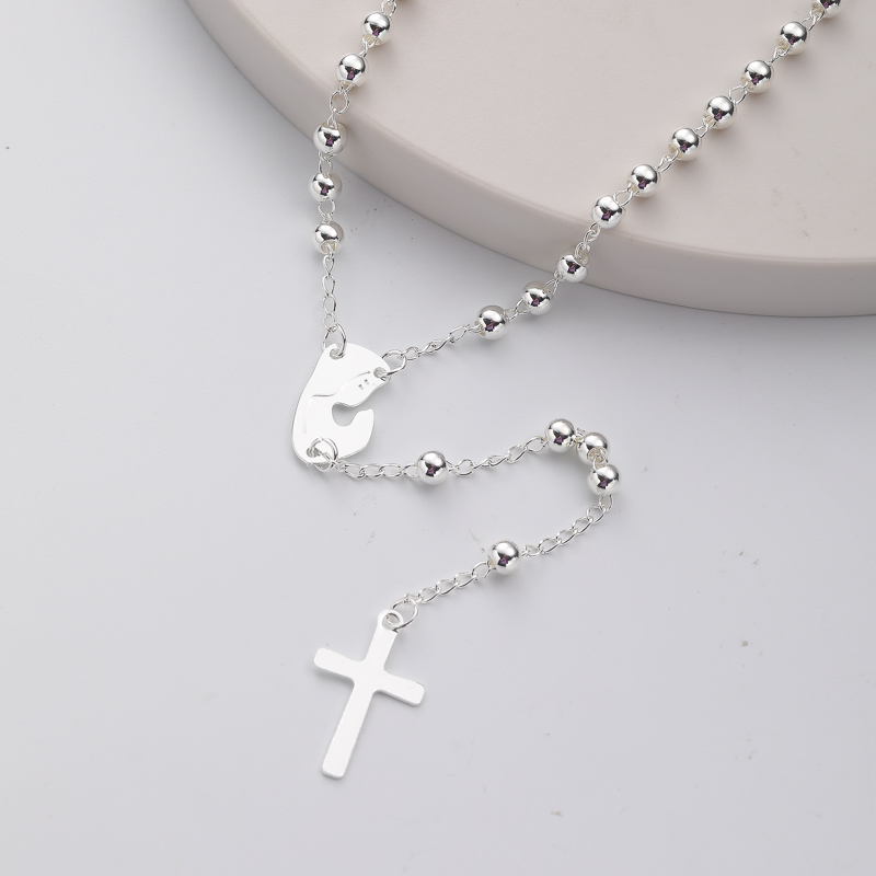 collar aesthetic de rosario plateado blanco con dijes maria y colgante de cruz para mujer por mayor