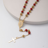 collar aesthetic de rosario con dijes de maria y colgante cruz y bolita rojas acero inoxidable