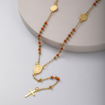 collar aesthetic de rosario con dijes y bolitas rojas y doradas acero inoxidable para mujer