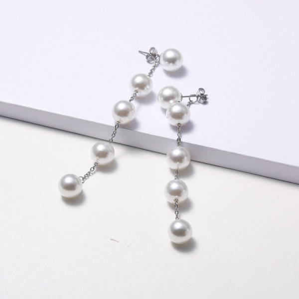 aretes de perlas naturales estilo nuevo en moda para mujer