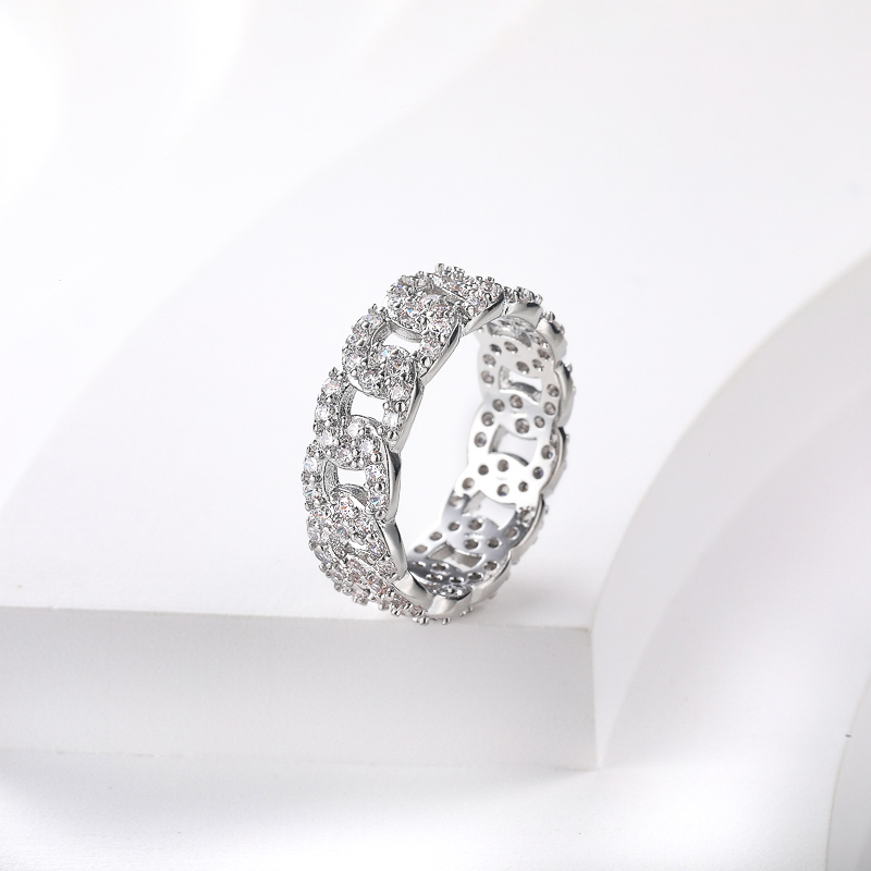 anillo de bronce de moda lujoso con piedrita de cristal
