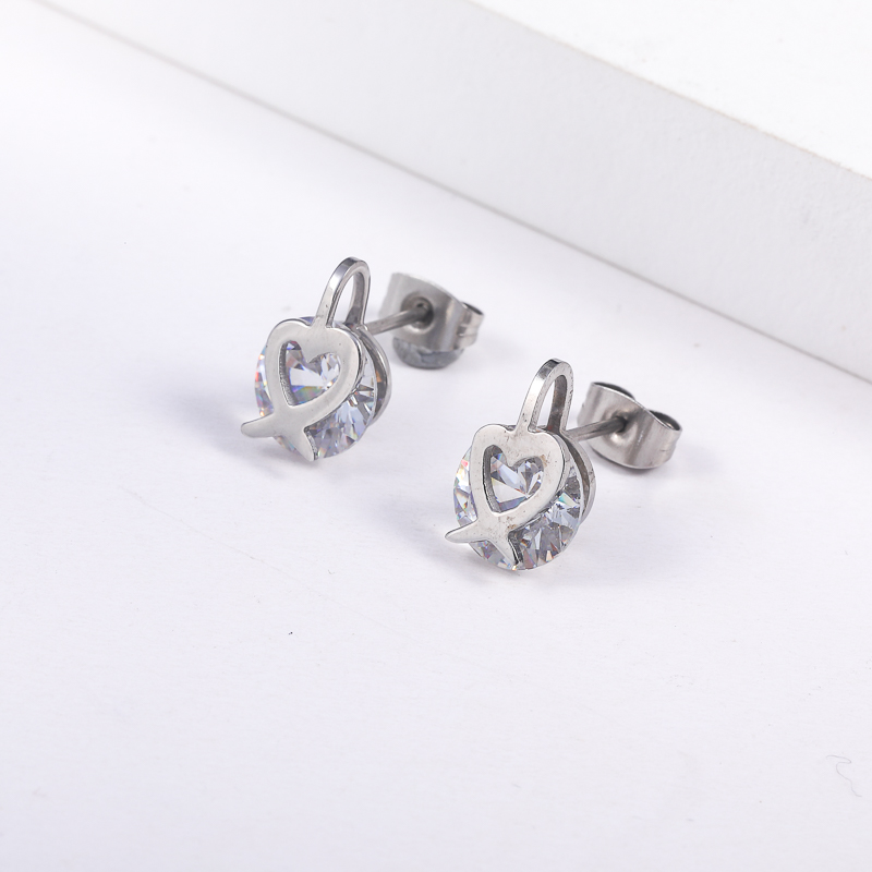 aretes de corazon acero con diamante grande color plateado para mujer diseno nuevo estilo en moda