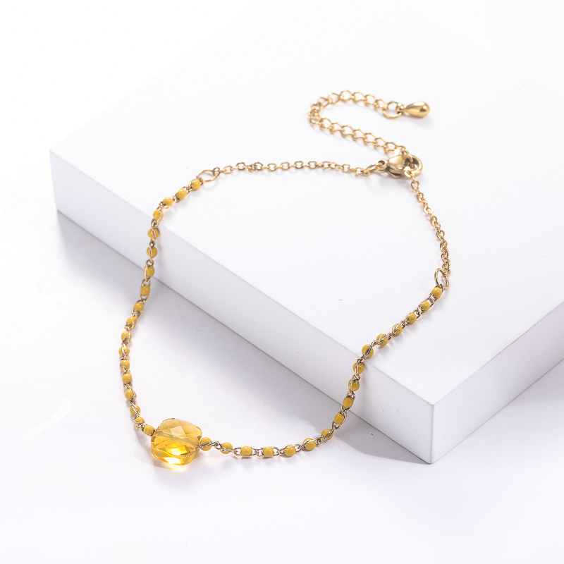 pulsera de acero color dorado con piedra natural  para mujer diseno 2022 con charms estilo en moda