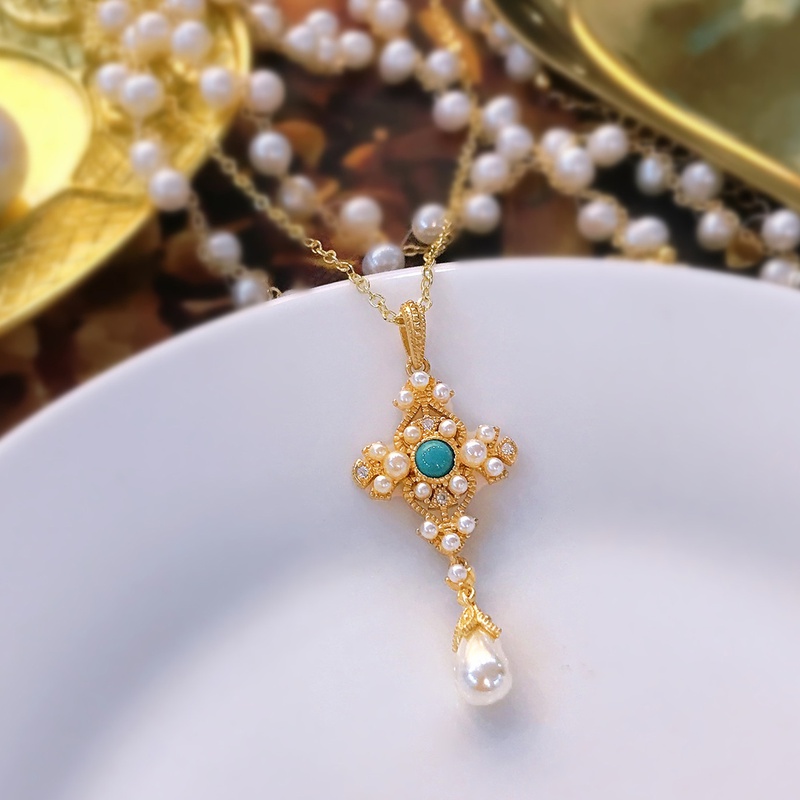 Collar de oro laminado con colgante de perlas cruzadas de estilo vintage al por mayor