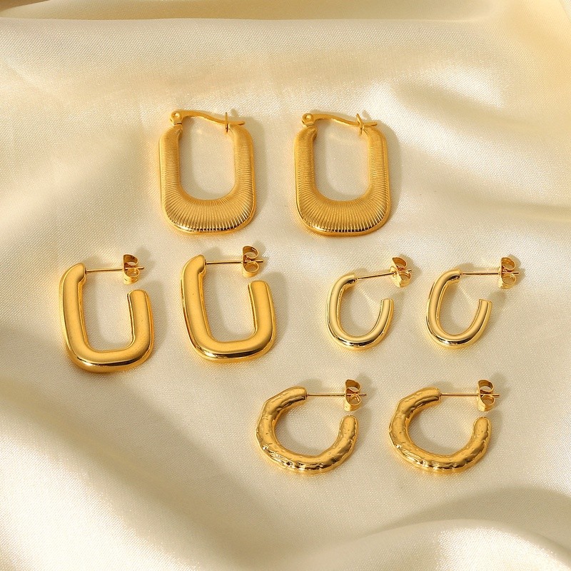 ~ US$ 1.74 - Pendientes de aro geométricos de oro de 18 quilates de acero de titanio simple para mujer - Joyas De Acero Mayor