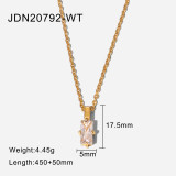 Collar con colgante de circón blanco rectangular de acero inoxidable chapado en oro europeo y americano