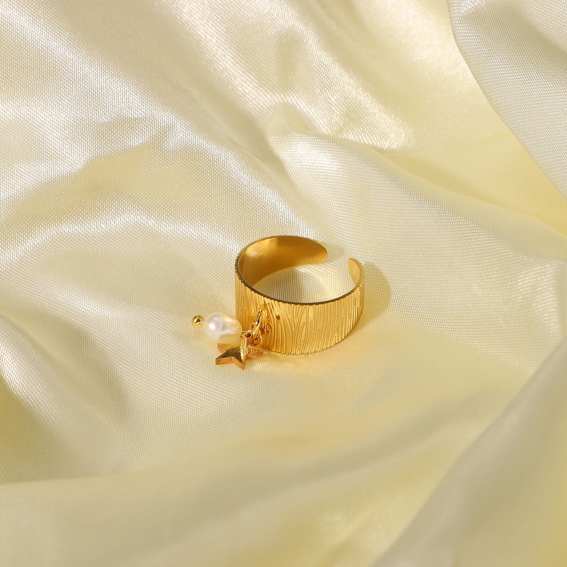 Mismo anillo geométrico Anillo abierto con colgante de perla estrella de acero inoxidable de oro de 18 quilates