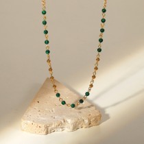 Collar de cuentas de piedra de pavo real verde de acero inoxidable de oro de 18 quilates para mujer