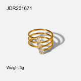 Joyería de anillo de acero inoxidable chapado en oro de 18 quilates con 4 diamantes de circonio blanco europeo y americano
