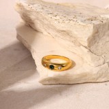 Nuevo anillo de circonio verde con incrustaciones de estrellas de ocho puntas chapado en oro de 18 quilates de acero inoxidable