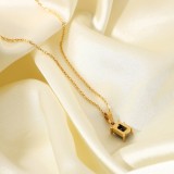 Collar europeo y americano Temperamento de moda Collar con colgante de circón cuadrado Joyería de acero inoxidable Collar de oro de 18 quilates