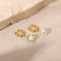 Pendientes colgantes de estilo vintage de acero inoxidable chapado en oro de 18 quilates con esmalte de color perla asimétrico