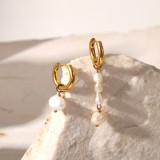 Pendientes de acero inoxidable de oro de 18 quilates con borla de perlas asimétricas de moda