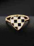 Anillo de banda vintage con corazón esmaltado de oro laminado