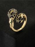 Anillo de banda vintage con serpiente esmaltada de oro laminado