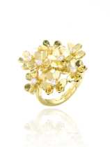 Anillo de banda vintage con flor de diamantes de imitación de oro laminado