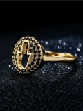 Anillo de banda vintage de mano de oro con diamantes de imitación de oro laminado