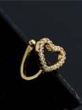 Clip de oreja única Vintage con corazón de diamantes de imitación de oro laminado (solo uno)