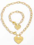 Collar de cadena hueca minimalista con letra de circonita cúbica de oro laminado