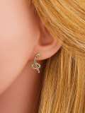 Arete vintage de serpiente con circonitas cúbicas de oro laminado