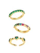 Anillo de banda minimalista con corazón de circonita cúbica de oro laminado