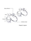 Arete minimalista irregular de perla de imitación de acero quirúrgico 316L
