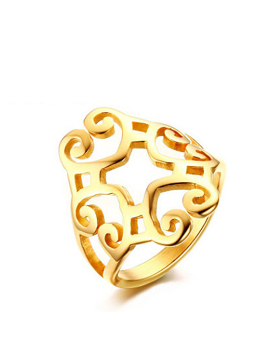 Anillo de titanio chapado en oro de diseño hueco de moda