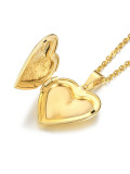 Collares de acero inoxidable con corazón simplista chapado en oro