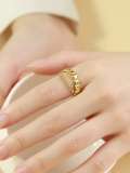 Anillo de banda vintage con corazón liso de latón