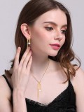 Conjunto de joyería de dos piezas con borla de circonita chapada en oro de moda