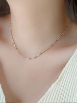 Collar minimalista arcoíris de piedra natural de acero titanio