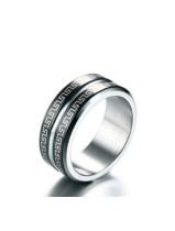 Exquisito anillo de titanio con piedra de hematites en forma geométrica