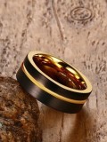 Delicado anillo de tungsteno con forma geométrica de doble color