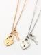 Collar delicado con llave de titanio