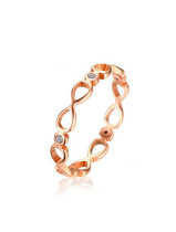 Elegante anillo de diamantes de imitación con diseño hueco chapado en oro rosa