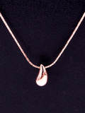 Collar minimalista de gota de agua de acero titanio