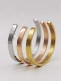 Brazalete minimalista liso de titanio